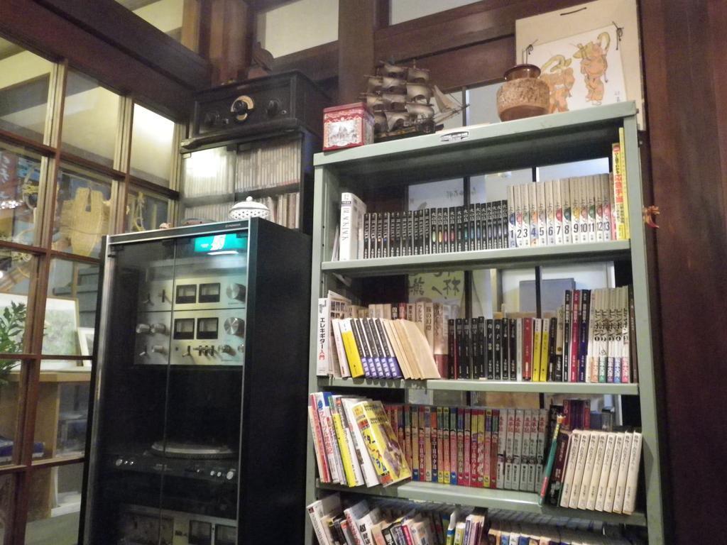 富山県 よしのや旅館 난토 외부 사진