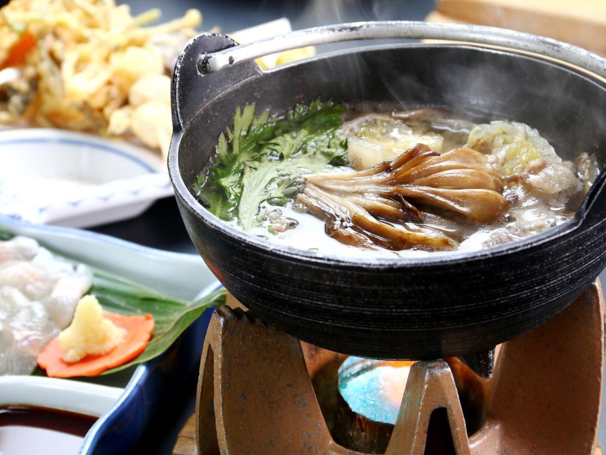 富山県 よしのや旅館 난토 외부 사진