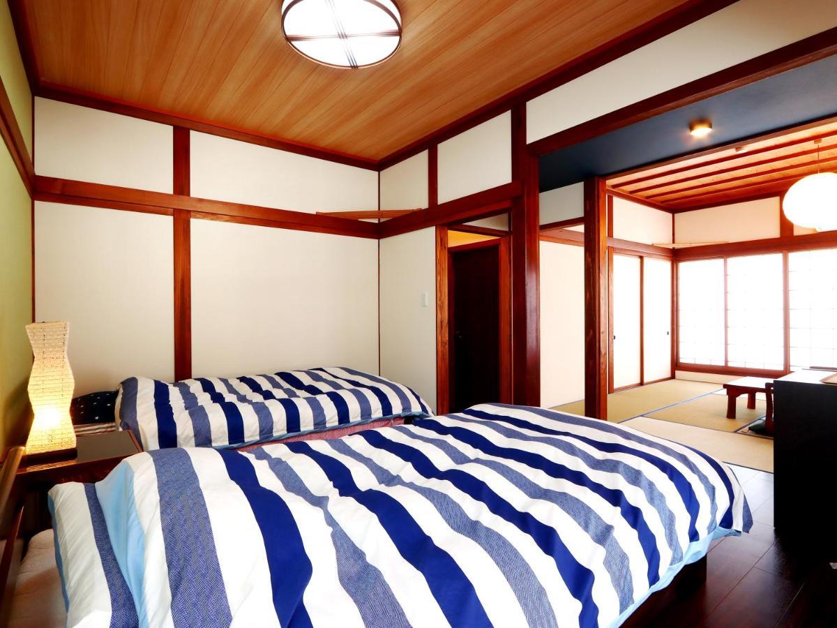 富山県 よしのや旅館 난토 외부 사진